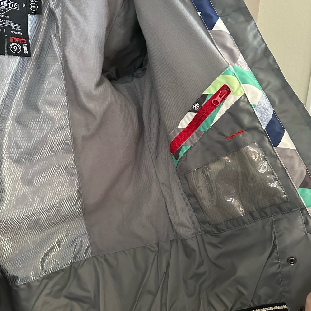 Colorful Winter Jacket - 686 - Picture 5 of 5